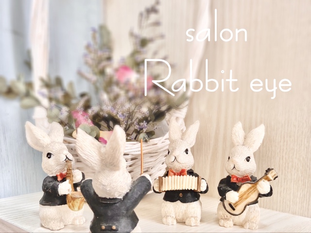 salon Rabbit eye