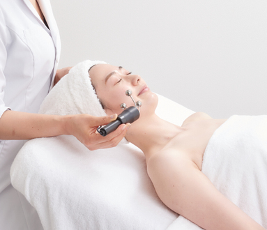 確かな技術と厳選マシンを用いたフェイシャル専門サロン