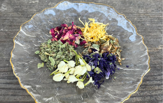 30種類のハーブから選ぶ「ハーブリーディング」｜占いのように楽しめる体質チェック