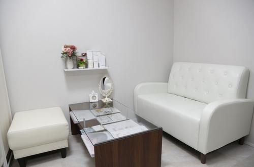 完全個室のプライベート空間で、周りを気にせずゆったり時間。初めての方でも安心♡