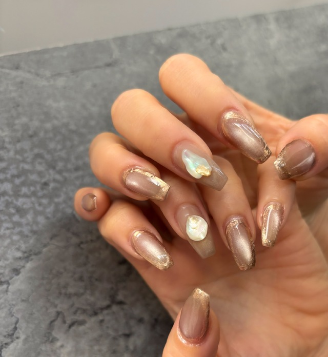 ulu nails.