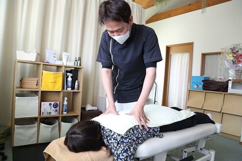 体の歪みを矯正！整体による健康的なダイエットサポート